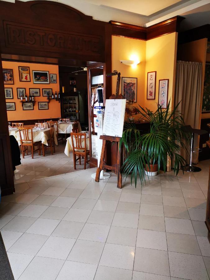 Osteria Dei Locandieri Abbadia San Salvator Extérieur photo