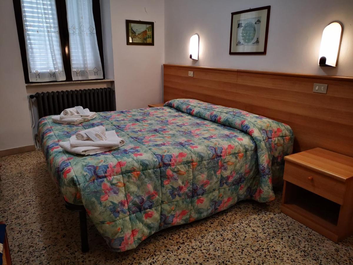 Osteria Dei Locandieri Abbadia San Salvator Extérieur photo
